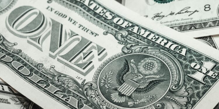 Alta do dólar valoriza produtos brasileiros no mercado internacional
