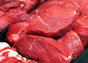 Com mudança do ciclo pecuário, disponibilidade de carne no Brasil deve diminuir em 2025.