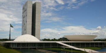 Calendário apertado pressiona Congresso nas discussões da reforma tributária
