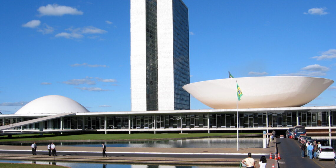 Mais impostos e desabastecimento no mercado interno; Reforma Tributária pode elevar inflação